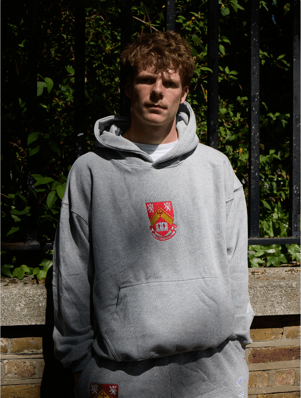 Grey hoodie, photo 2